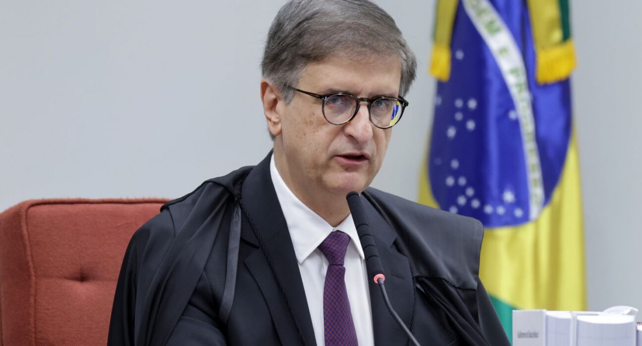 PGR repete pedido por acesso integral a dados de Vorcaro