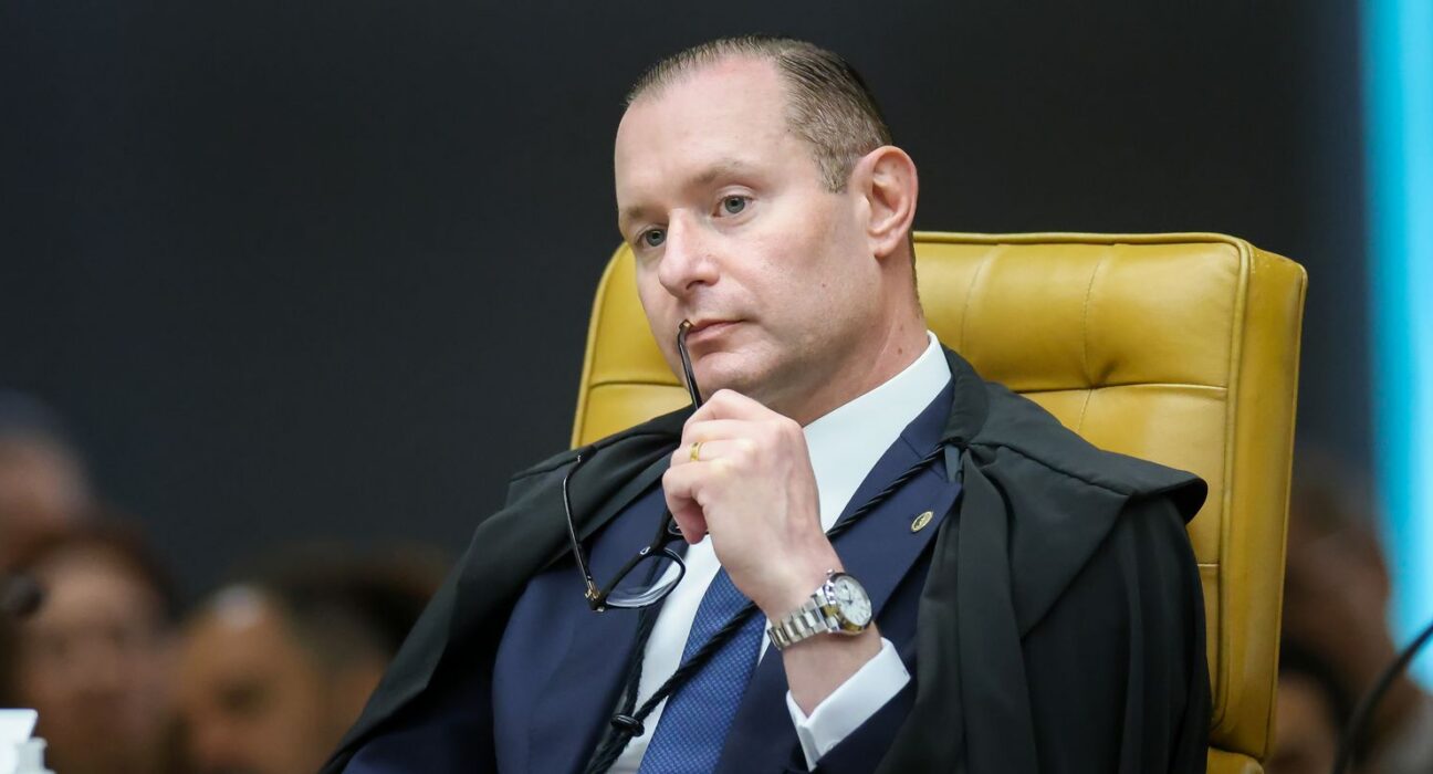 Zanin: não dá para investigar Moraes sem julgar atos de Mendonça