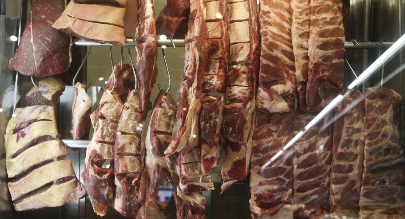 Cota chinesa faz exportação de carne bovina recuar 27,1% em agosto