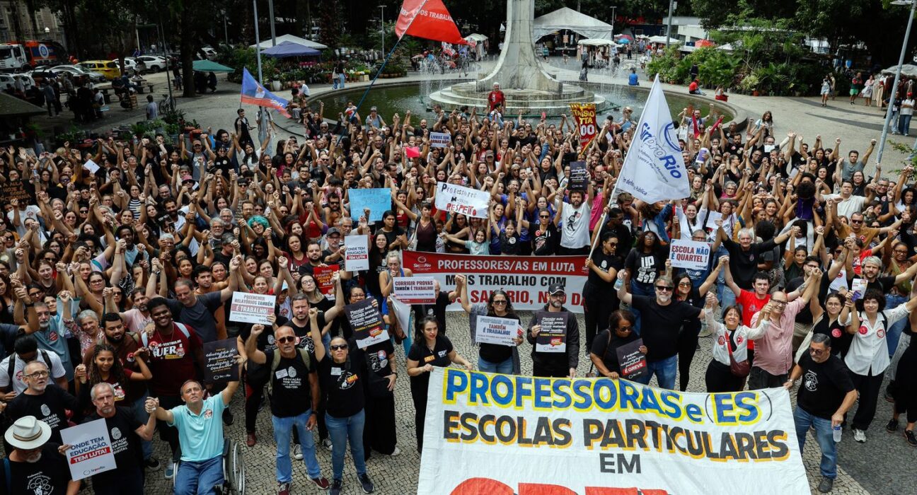 Professores de escolas particulares do Rio fazem greve de 24 horas
