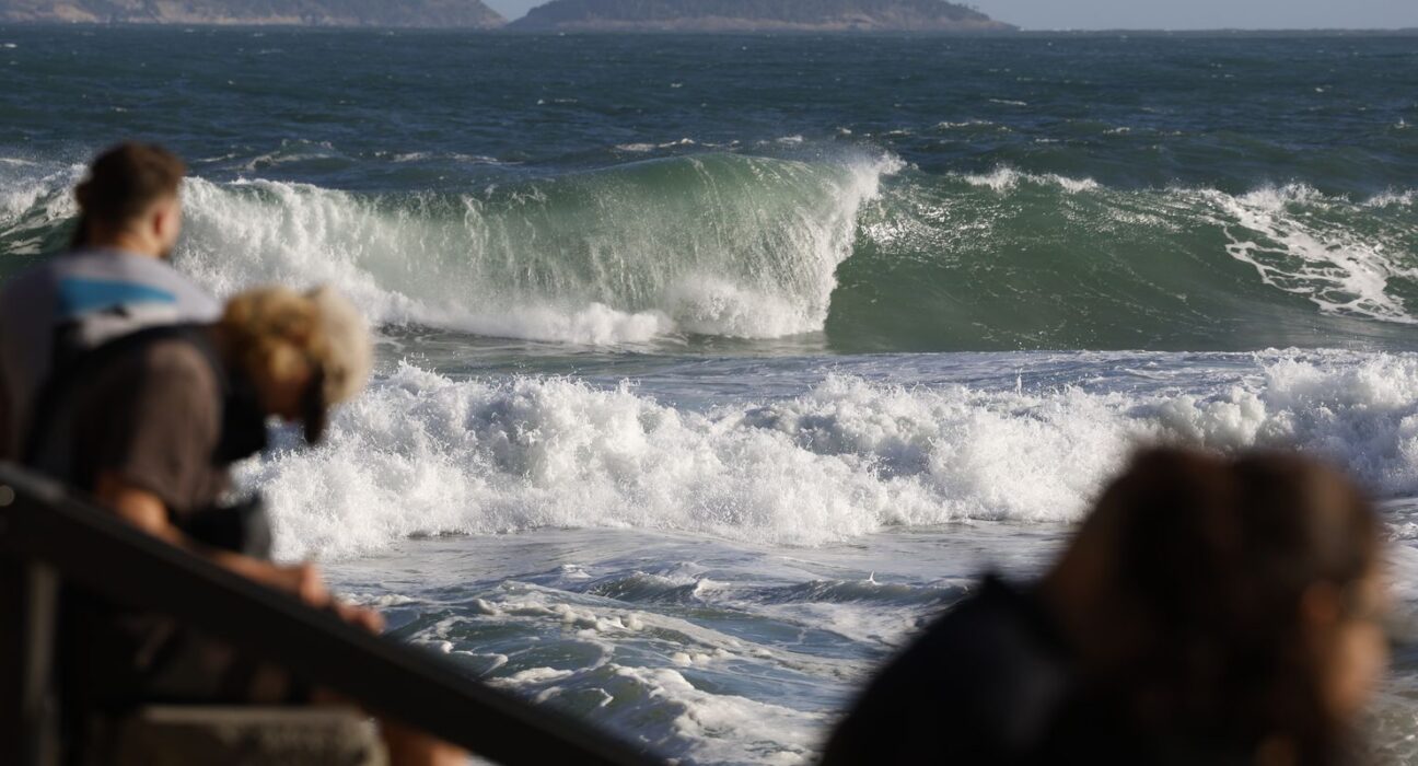 Rio terá dia de chuva, com temperatura em declínio e mar de ressaca