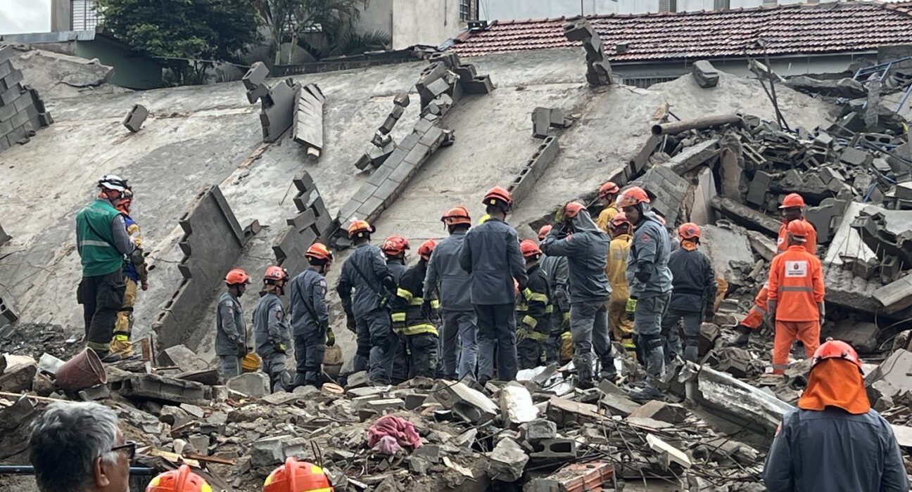 Desabamento de prédio em construção deixa dois mortos em São Paulo