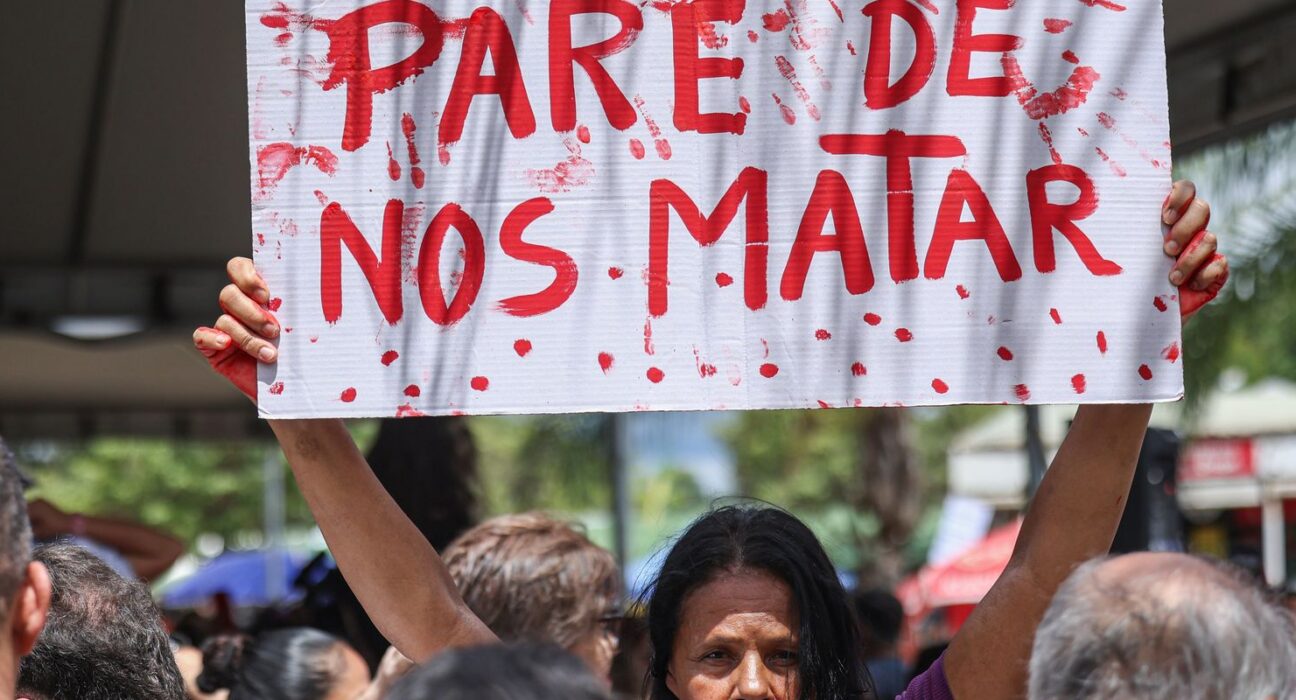Entidades denunciam agressões às mulheres que disputam cargos