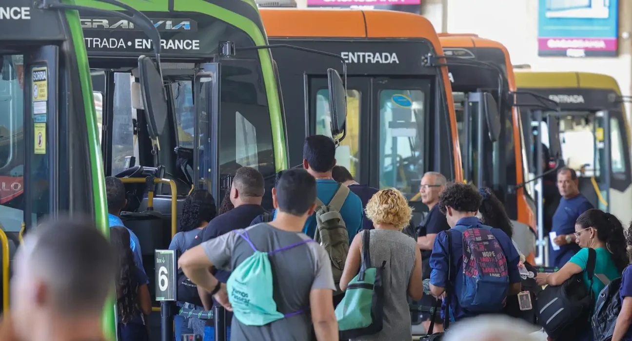 Escala 6x1: 67% apontam que jornada piora saúde mental, diz pesquisa
