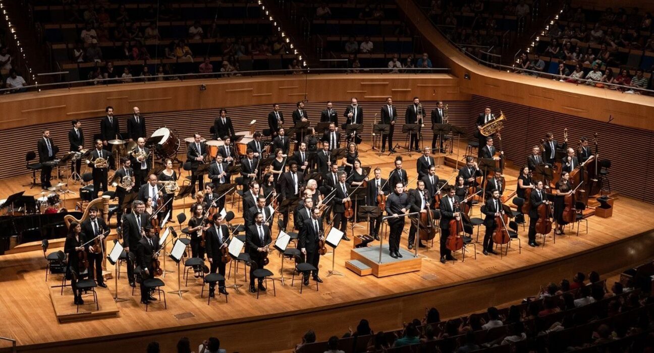 Rádio MEC transmite domingo o concerto da Orquestra Filarmônica de MG