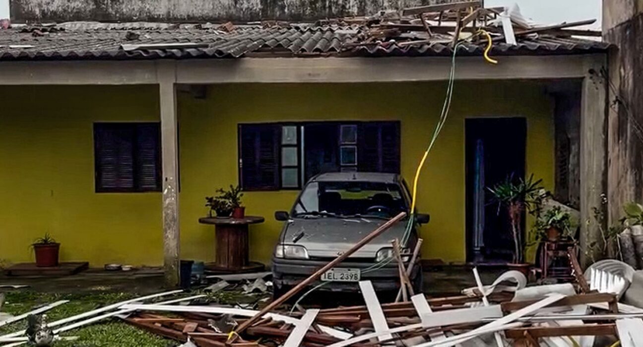 Quatro pessoas estão desaparecidas no RS após temporal