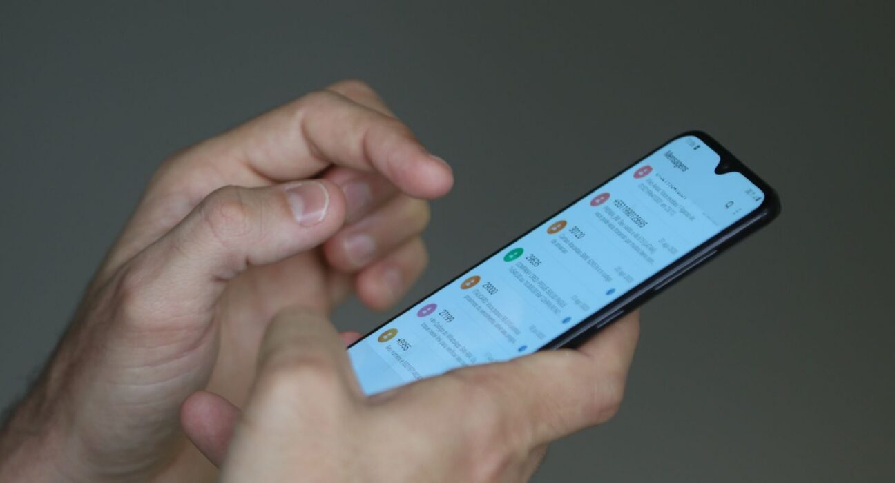 Internet grátis pode derrubar rede móvel na eleição, diz Anatel ao STF