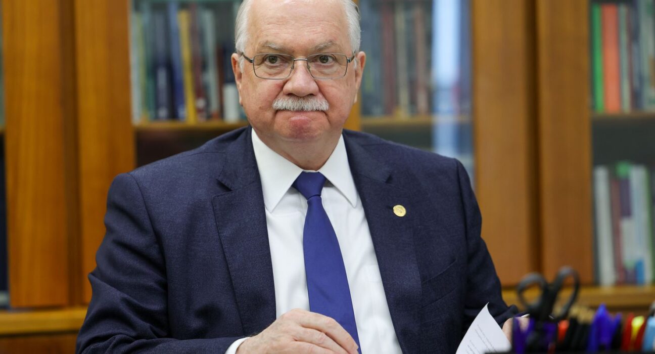 Master: Fachin se reúne com PF para tratar de citações a ministros