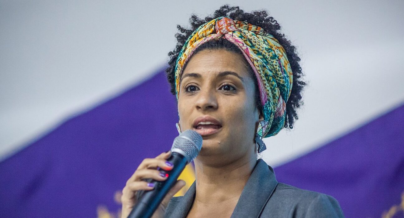Bolsonaristas ofendem memória de Marielle Franco em ato no Rio
