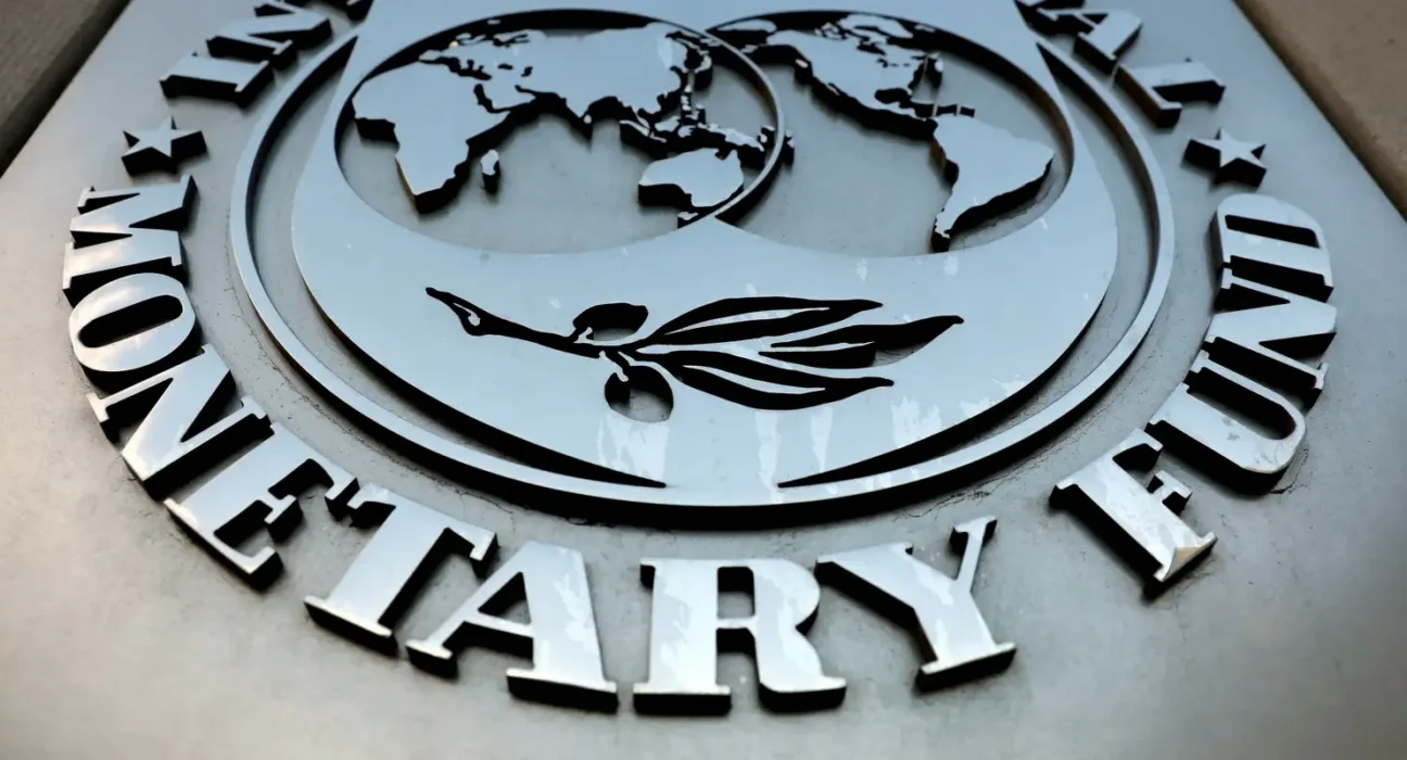 FMI prevê crescimento de 2,2% do PIB do Brasil em 2026