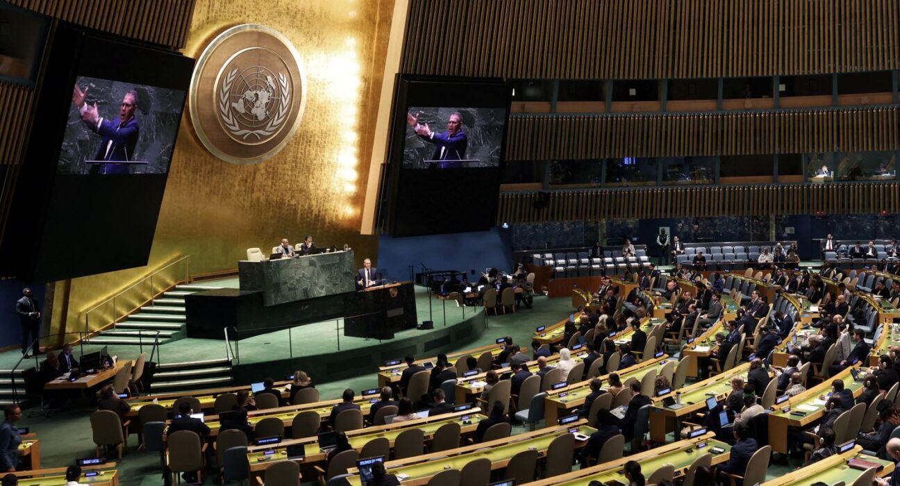 ONU aprova resolução contra embargo dos EUA a Cuba