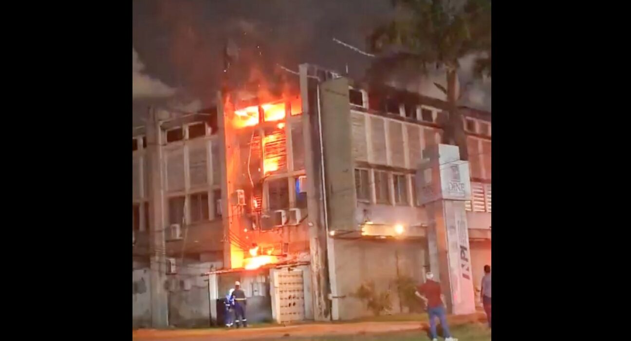 AGU cria força-tarefa para atuar em caso de incêndio na UFPE