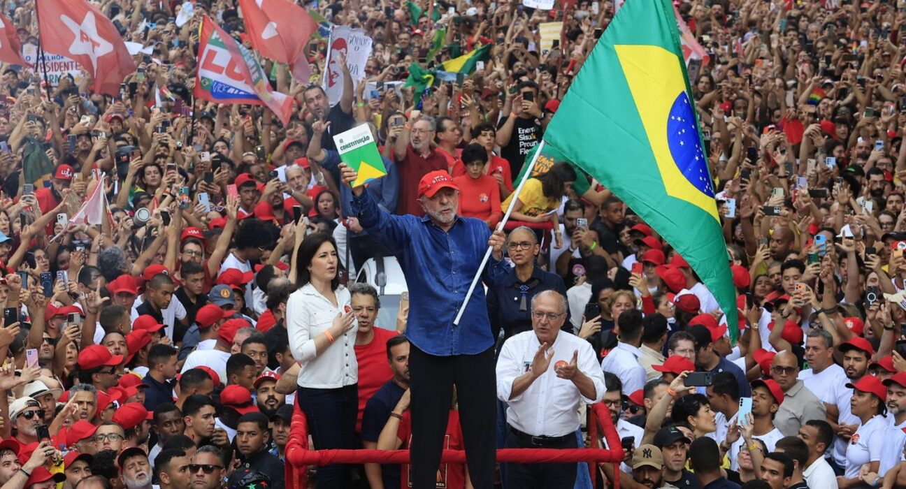 Posse de Lula será em 5 de janeiro