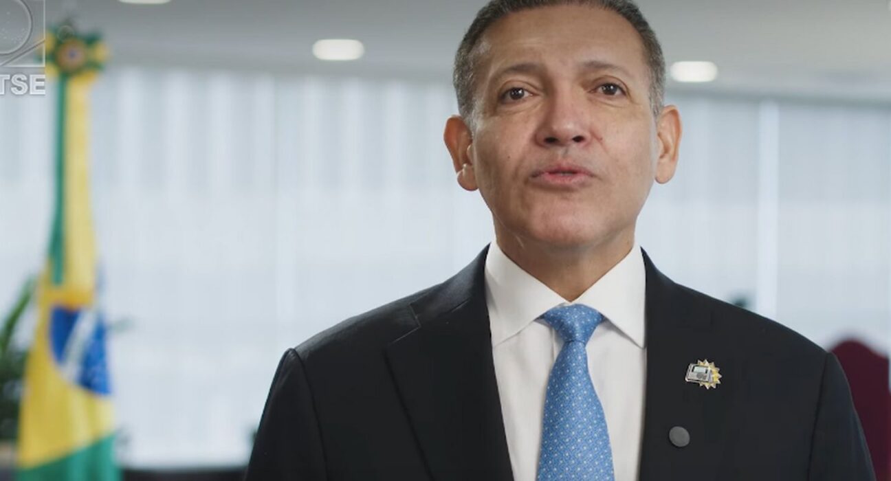 Presidente do TSE diz que voto é direito fundamental dos brasileiros