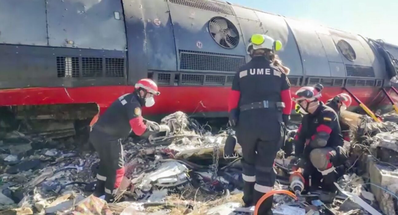 Espanha: equipes fazem buscas na esperança de encontrar sobreviventes