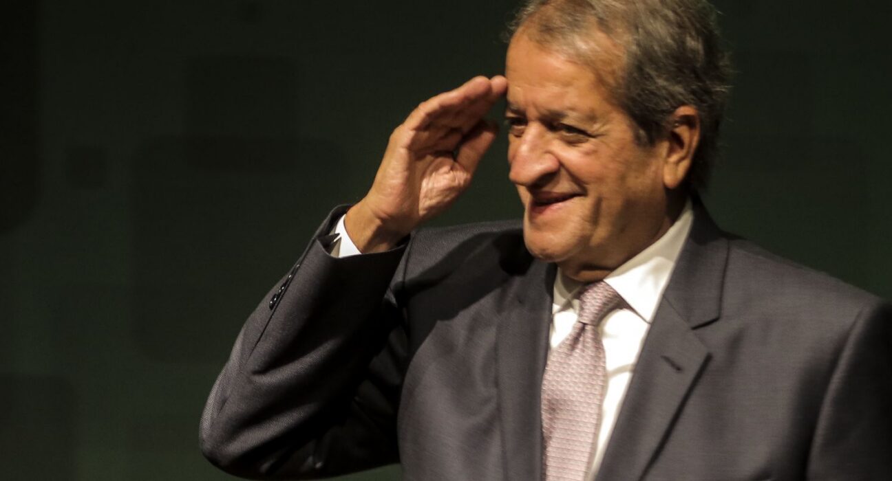 PL, partido de Flávio, reconhece vitória de Lula nas eleições