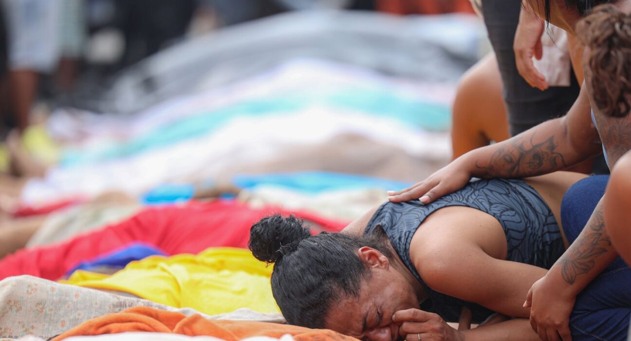 MPRJ denuncia mais oito PMs que participaram da Operação Contenção