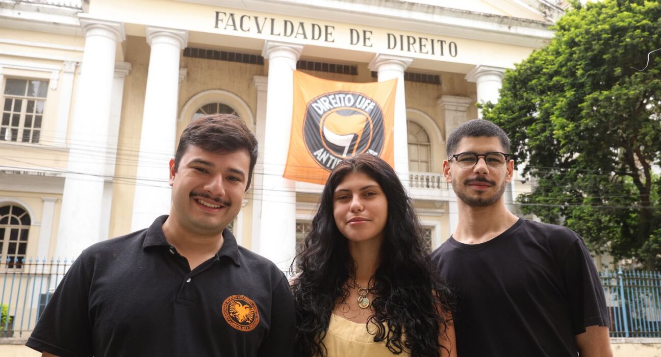 Ato de estudantes da UFF deu pontapé em mobilização por virada de Lula