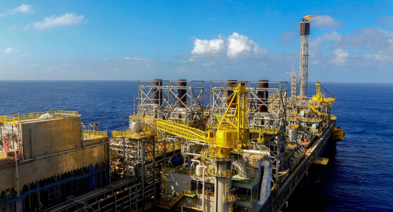 ANP espera leiloar mais de 320 blocos de petróleo nesta quarta