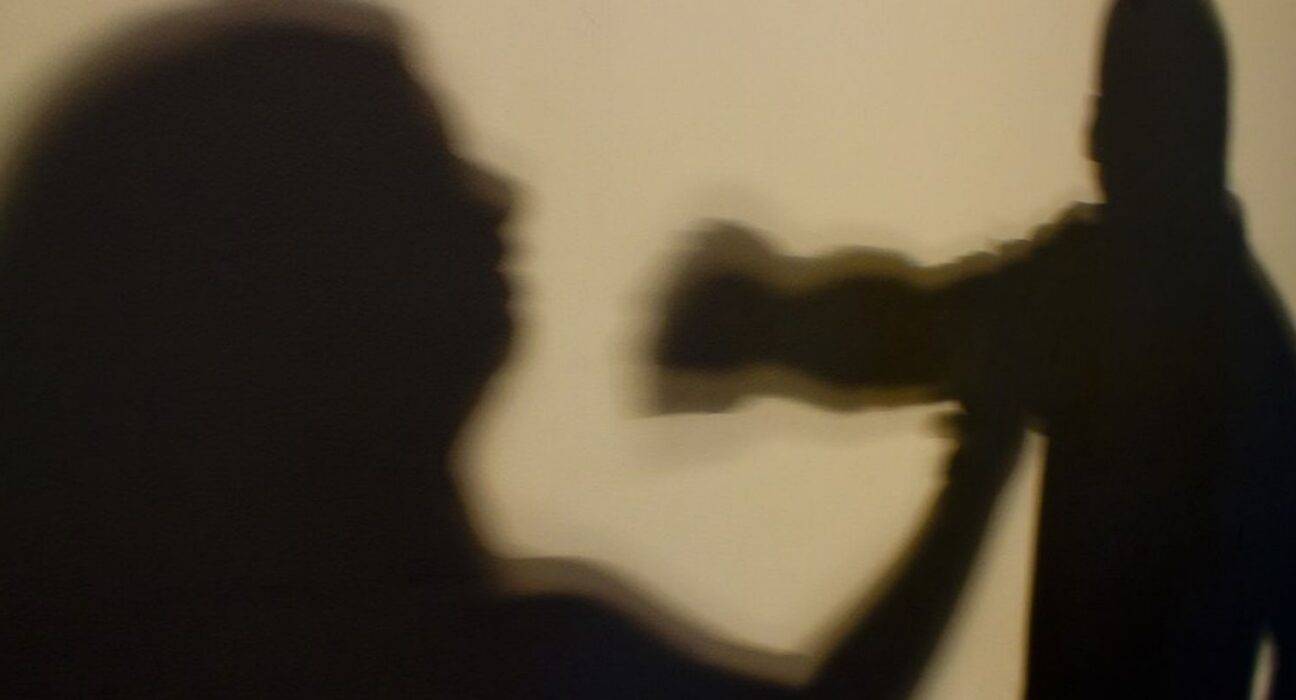 Justiça do Rio condena homens por estupro coletivo de jovem de 17 anos