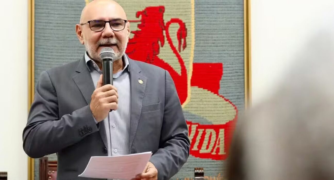 Reitor da UFPE estima prejuízo de incêndio em cerca R$ 100 milhões